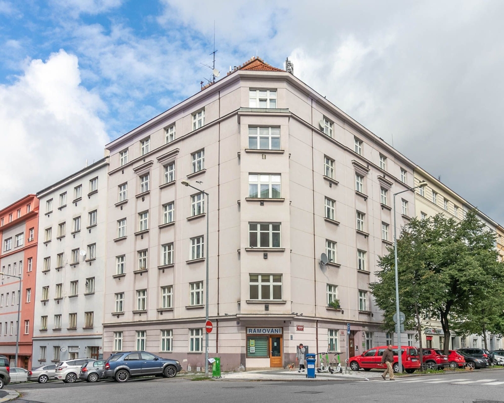 Prodej bytu 1+kk Lucemburská Praha - prodáno