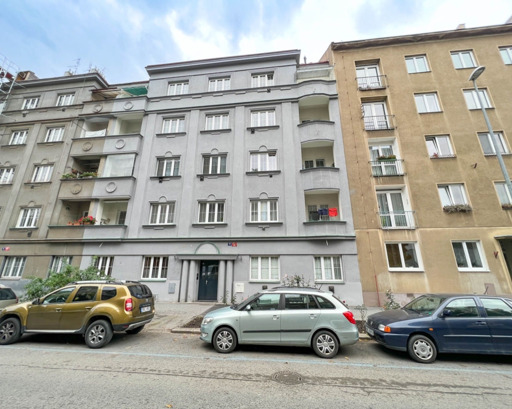 Prodej bytu 3+1 V Mezihoří 13, Praha - Libeň - prodáno